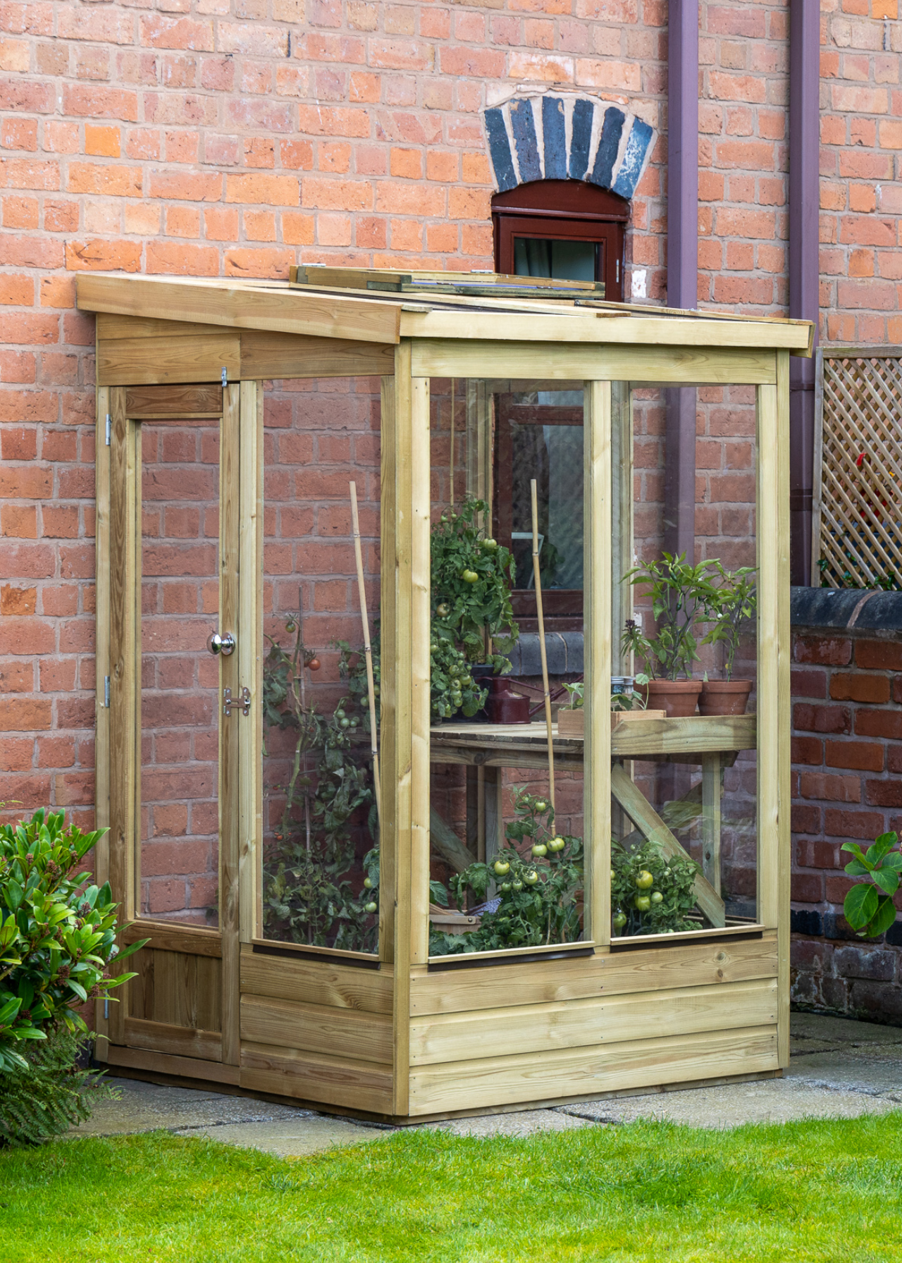 4x4 Wallscape Lean-to Greenhouse Open Back