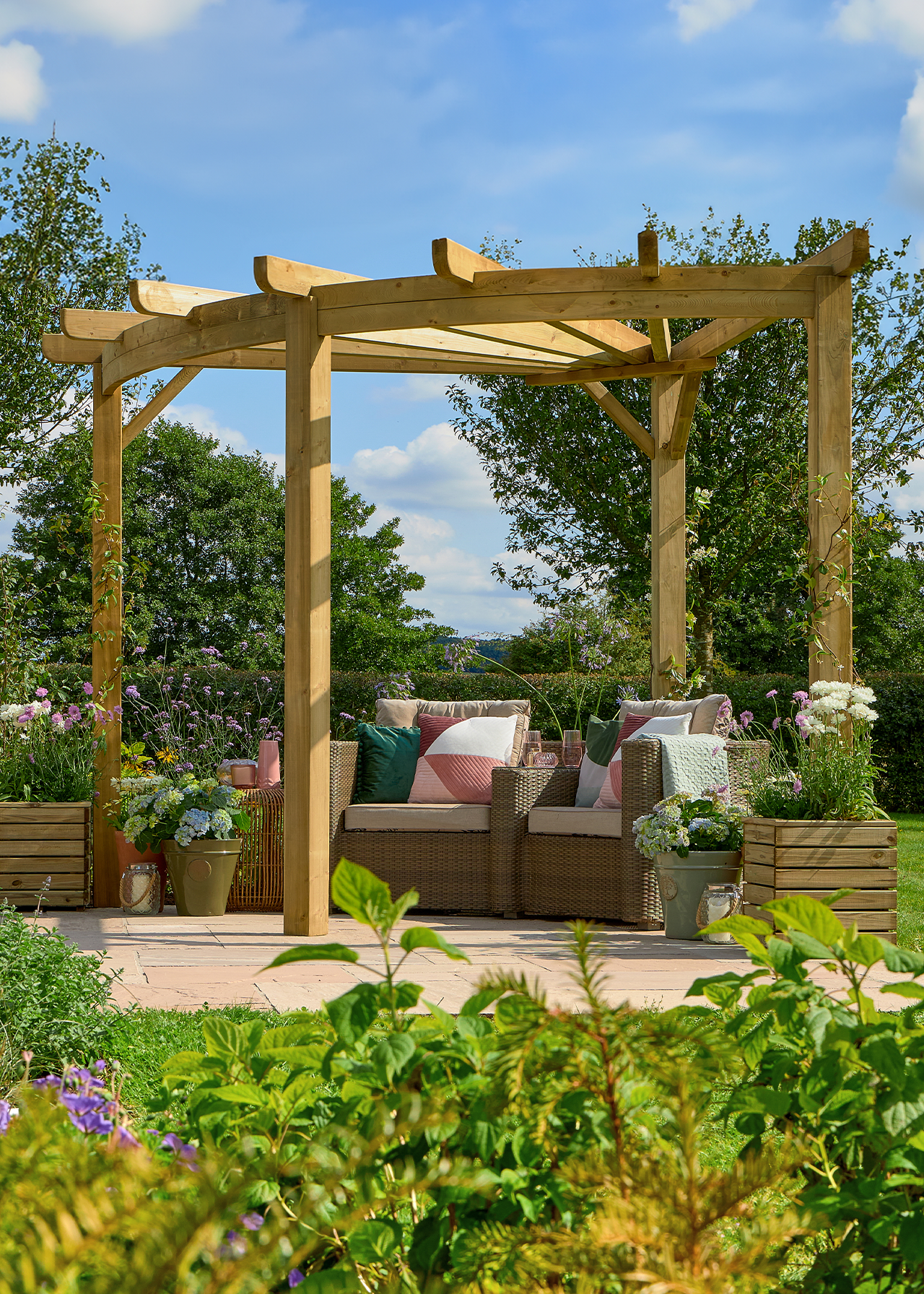Premium Radial Pergola