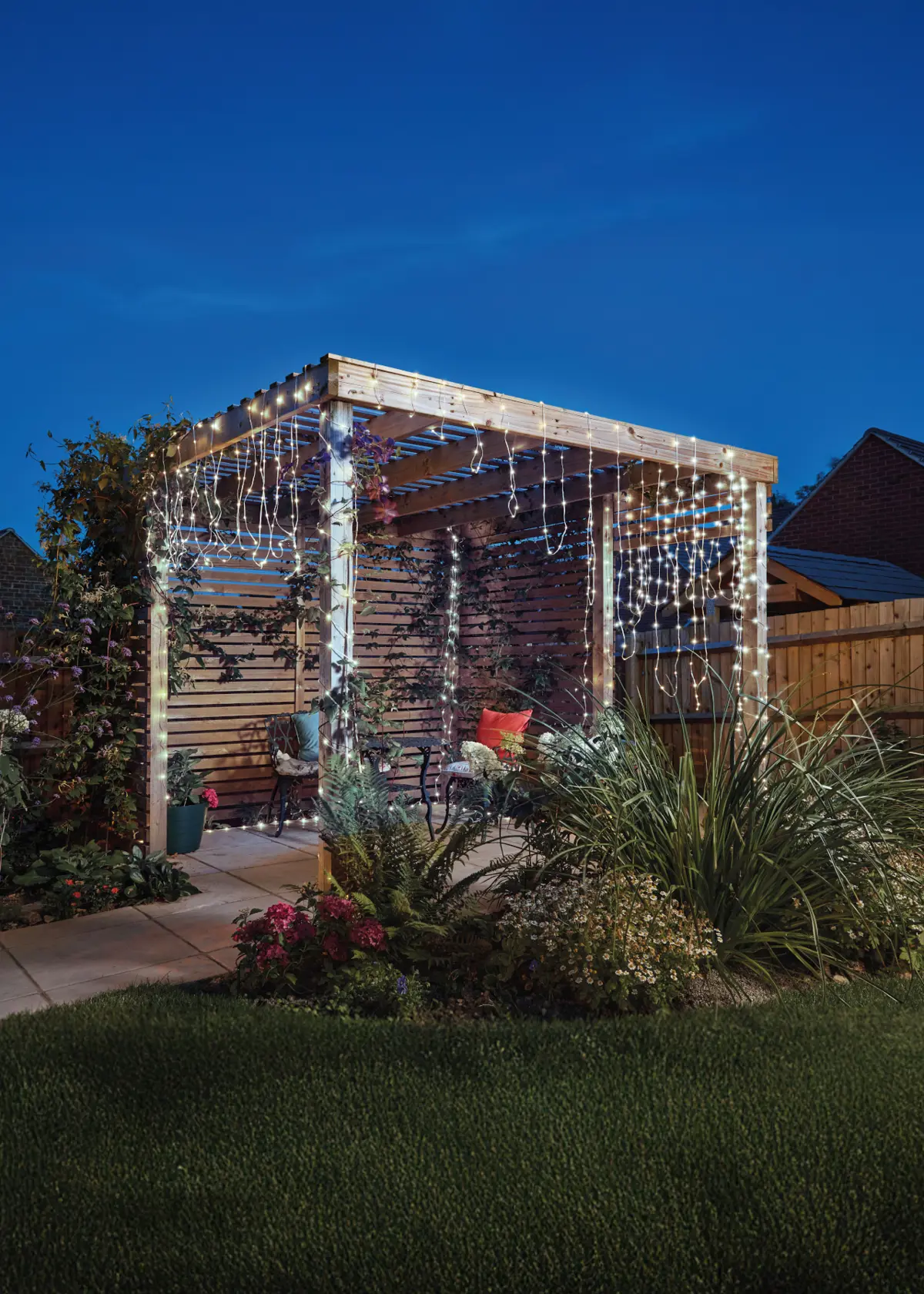 Smart Solar 400 Cool & Warm White LED String Lights