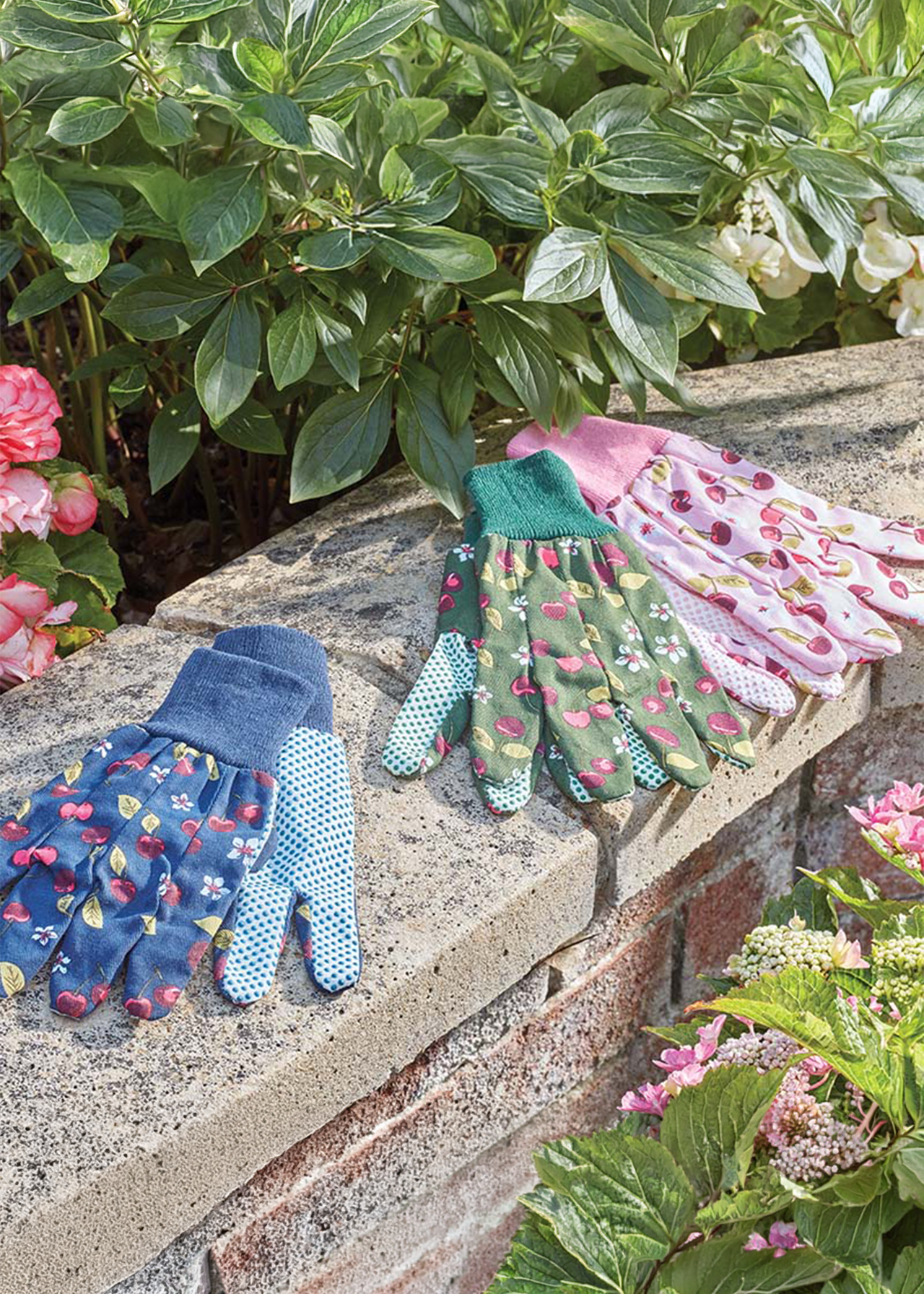 Cotton Grips Medium Gardening Gloves Cherry Triple Pack