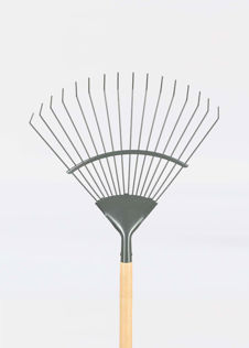 Kent & Stowe Stainless Steel Long Handled Lawn Rake