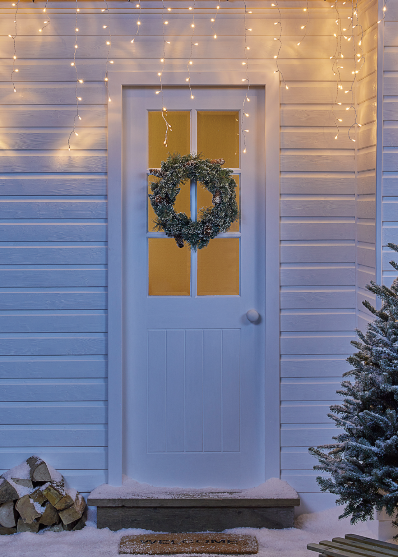 480 LED Warm White Icicle String Lights 10.7m