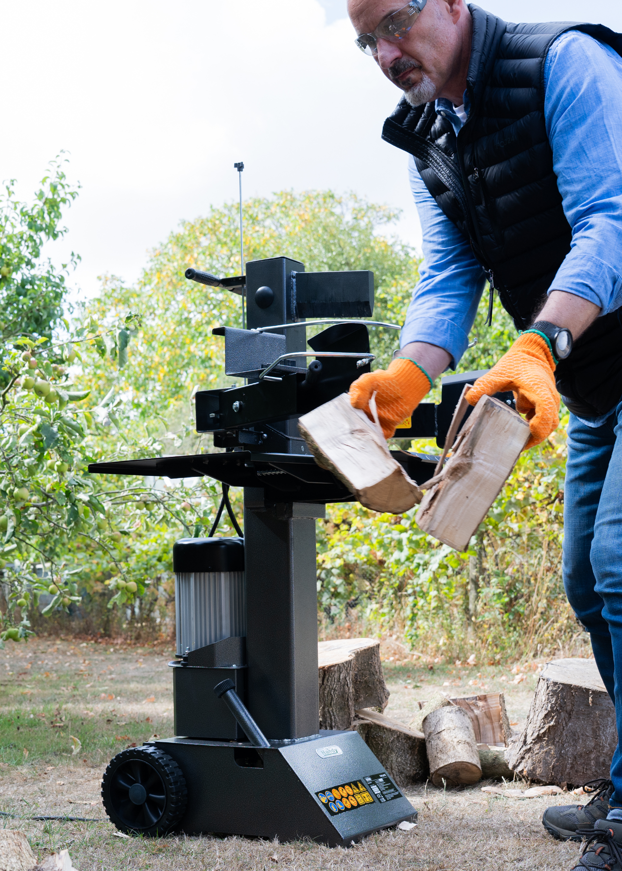 The Handy 4 Way Vertical Splitting Wedge