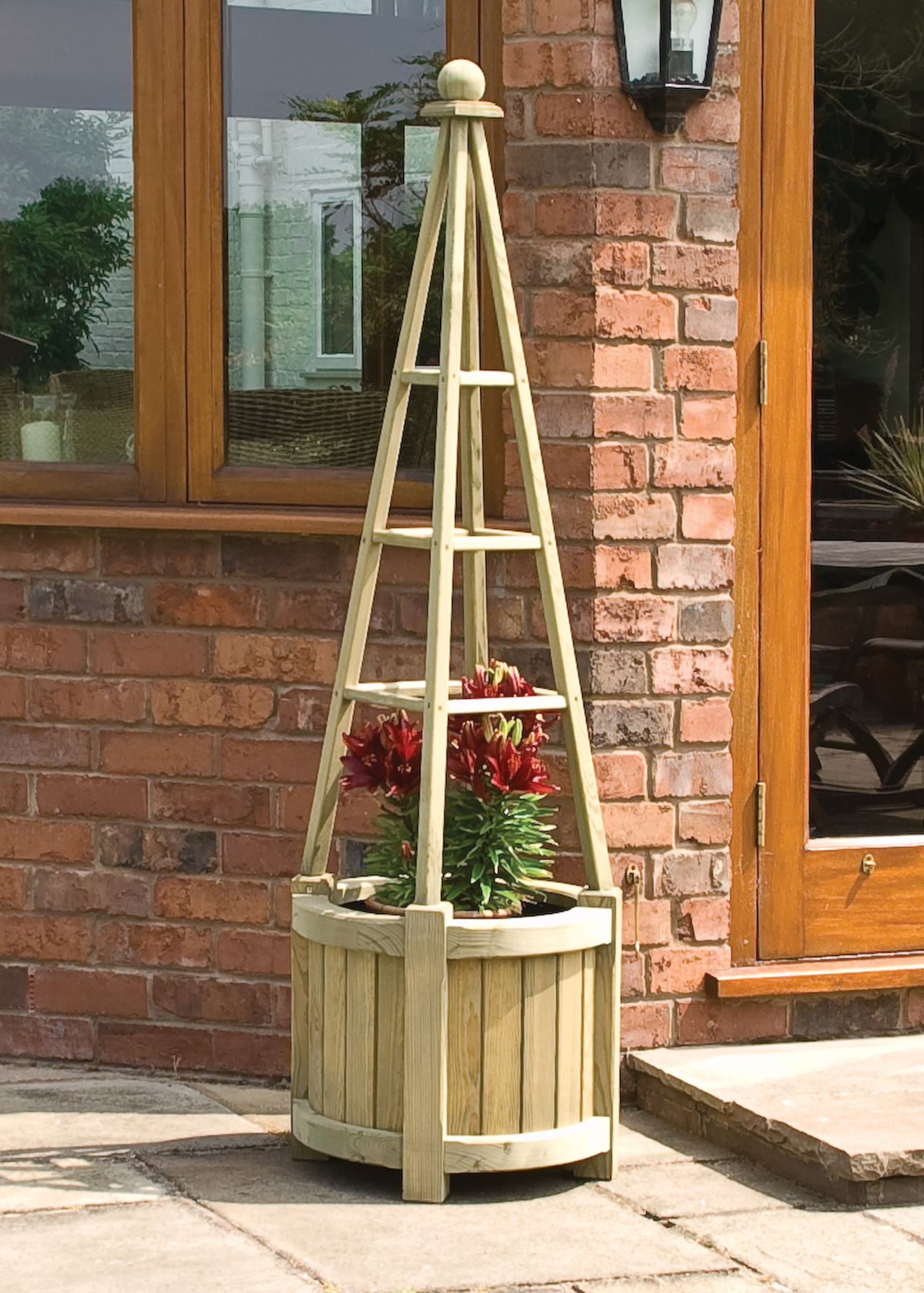 Marberry Obelisk Planter