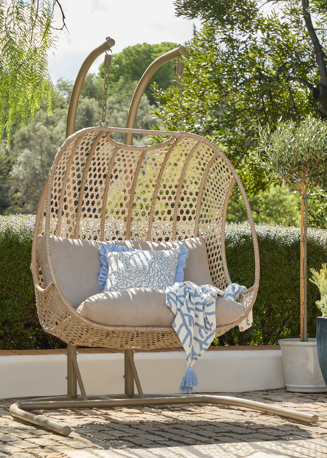 Malmo Double Garden Egg Chair
