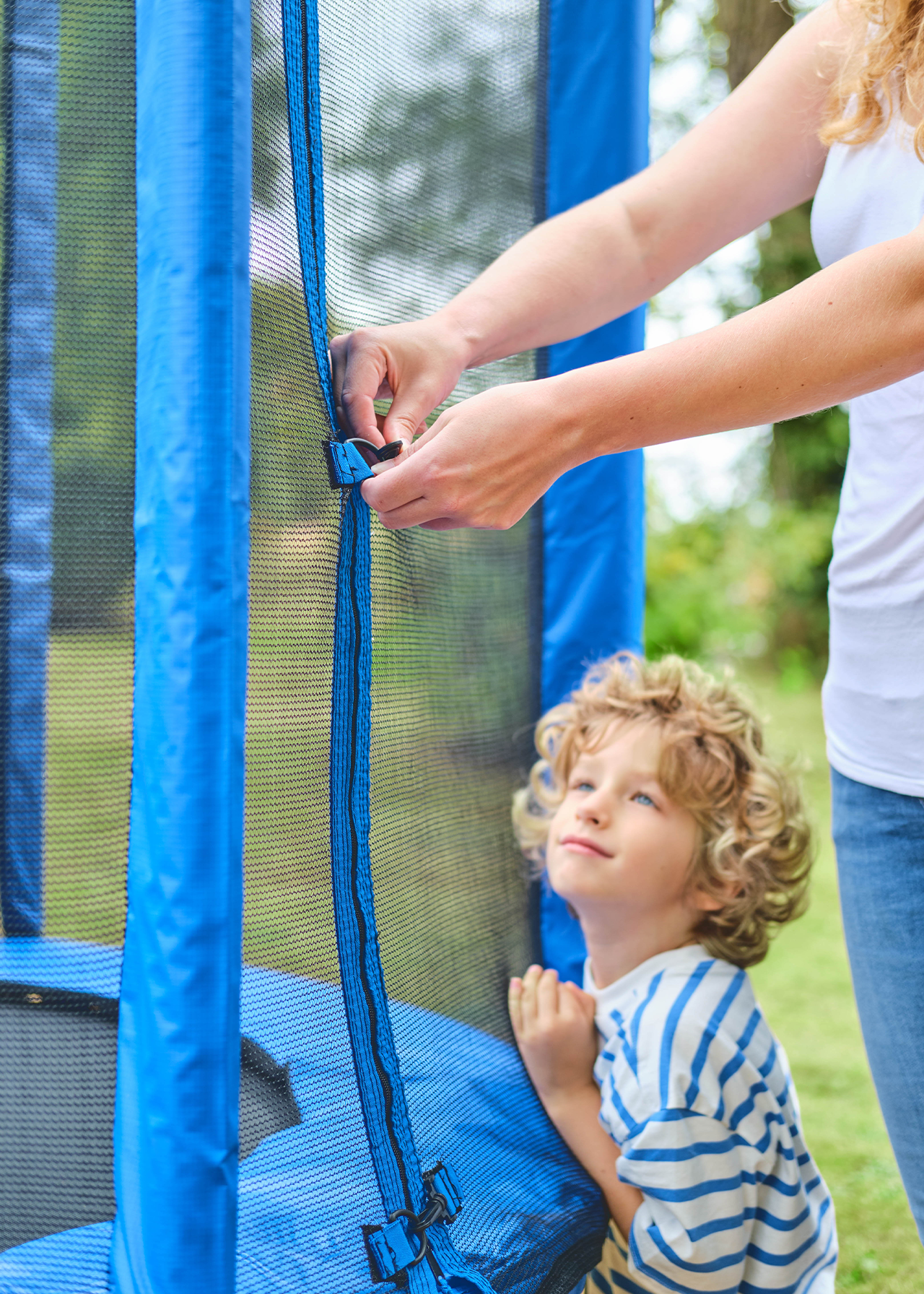 Plum® Junior 6ft Trampoline & Enclosure Blue