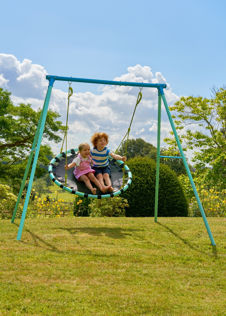 Metal Giant Nest Swing