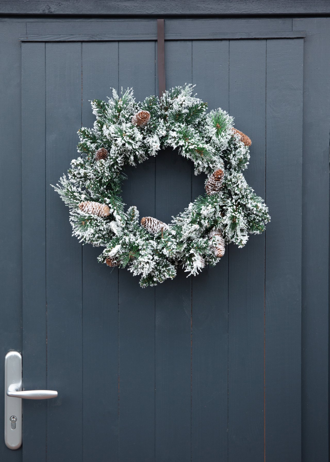 Ullswater Artificial Wreath 50cm