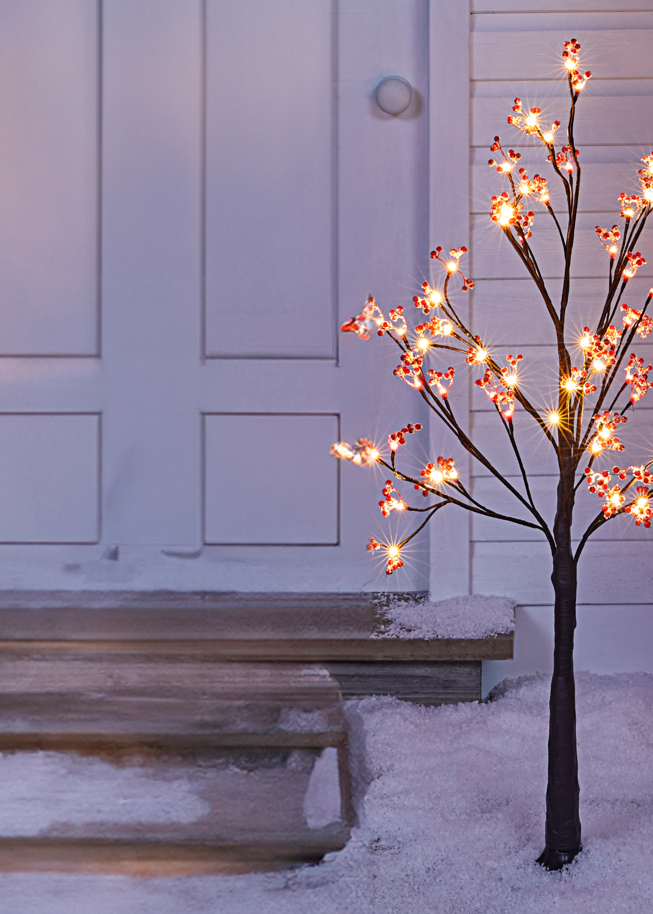 Pre-Lit Tree Decorated With Red Berries 1.2m