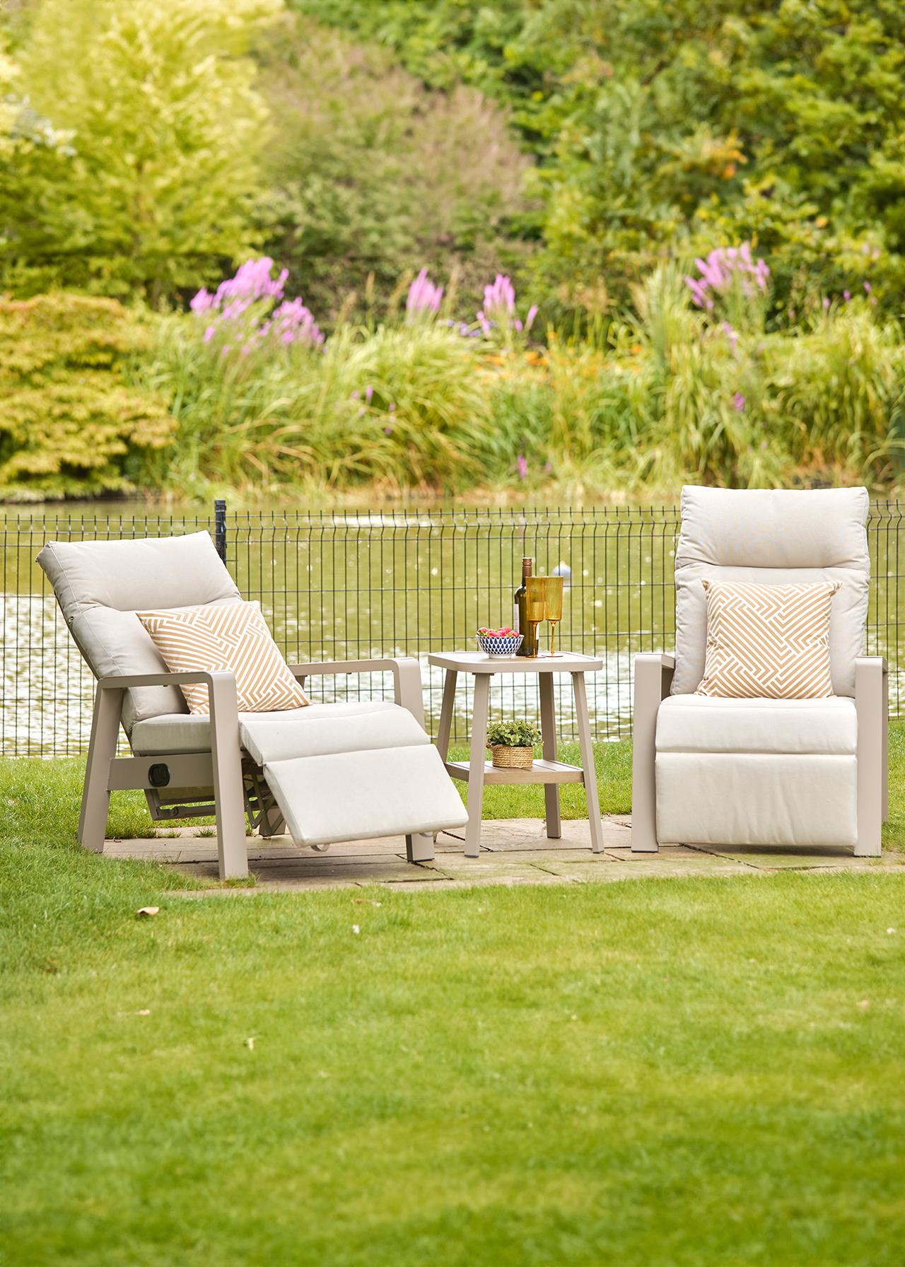 Sorrento 3 Piece Outdoor Recliner Set