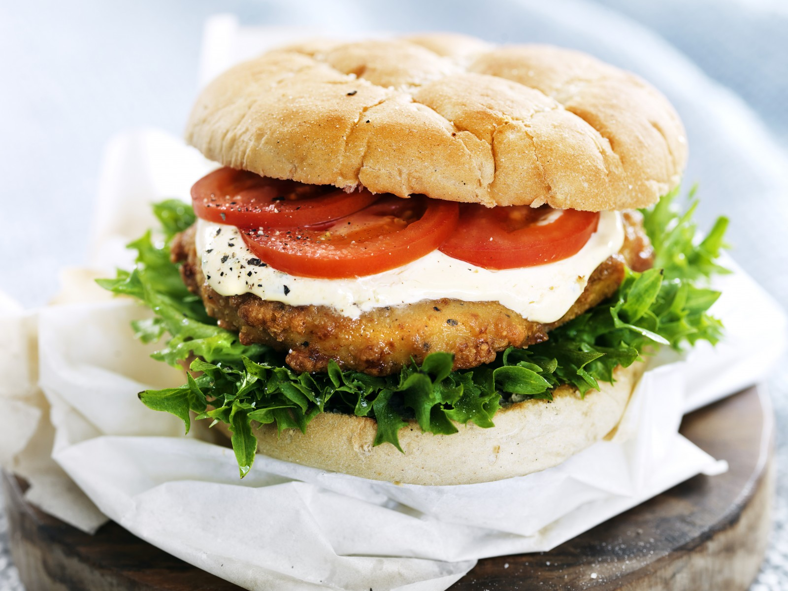 KYLLINGBURGER BREADED 132G  5,04KG
