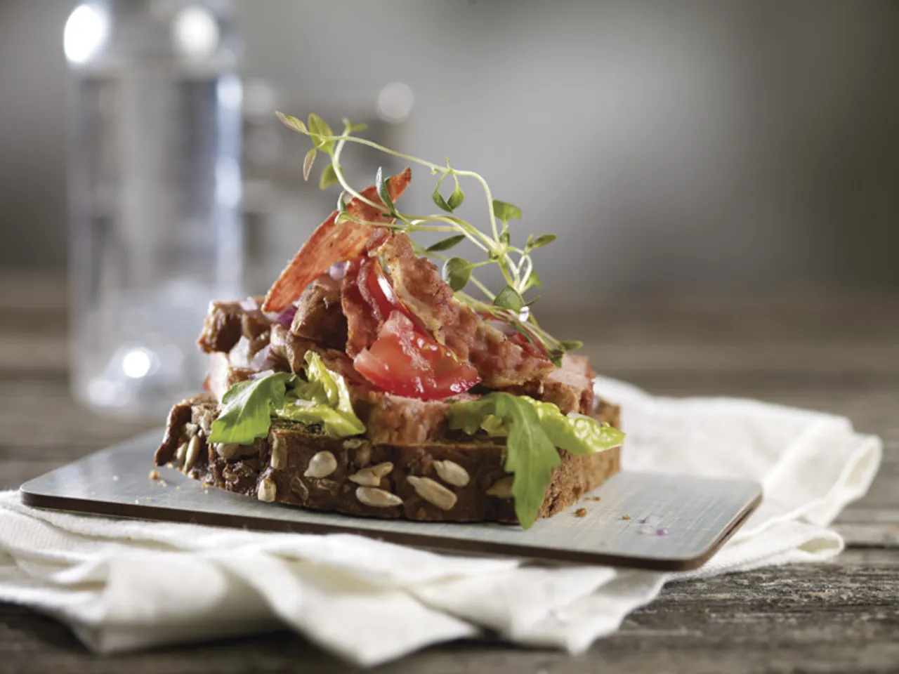 RUGBRØD SOLSIKKEFRØ SKÅRET 740GX12STK