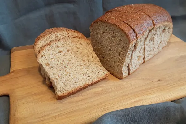 GROVBRØD M/SIRUP OPPSKJÆRT 750G GROVBRØD M/SIRUP OPPSKJÆRT 750G