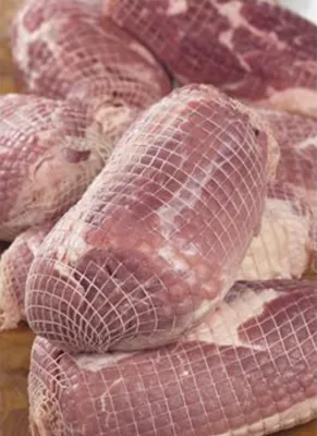 Svinestek U/Sv Surret Ca 2.5kg Vv Skjeggerød Fryst