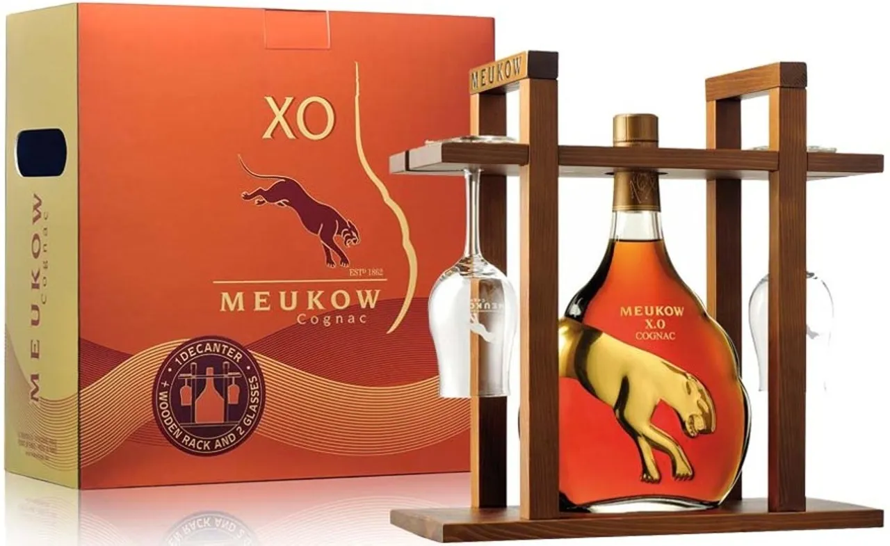 MEUKOW XO GOLD PANTHER WOODEN RACK 40% 70CL