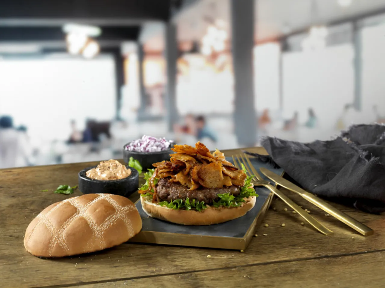 HAMBURGERBRØD BUFFALO 90GX48STK HATTING