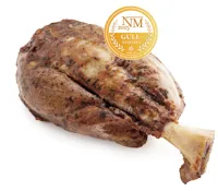 SAFTIG LANGTIDSKOKT SVINEKNOKE MED PEPPER