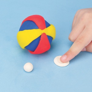 simple Play-Doh compound projects to mold, stretch and shape their imaginations!