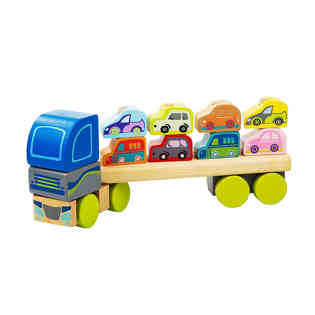 كوبيكا - شاحنة مع سيارات الخشبية