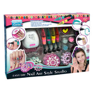 سيتي ورلد - ستوديو تزيين الأظافر