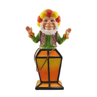 فنانيس - مجسم الرجل العجوز فانوس