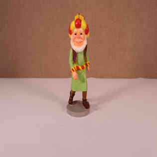 فنانيس - مجسم الرجل العجوز يمشي