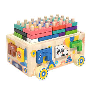 يد كبيرة - عربة ألعاب خشبية في صندوق ملون