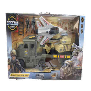 القتال الخاص
-طقم مركبات عسكرية قتالية