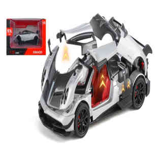 إكس هو
-سيارة ديكاست بمقياس 1:32 تفتح 4 أبواب بثلاثة ألوان م