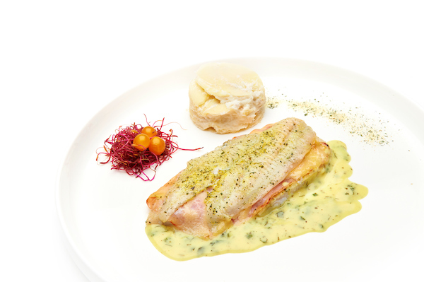 Orlof van pladijsfilet met witte wijnsaus