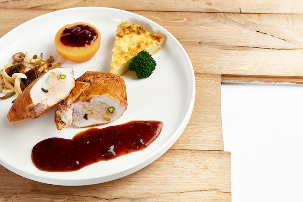 WBS- Black-legged chicken breast vacuum preparation