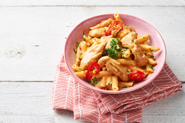 WBS- Pennettewithfriedchickencreamyspaghetti sauce