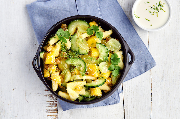 Salade van ananas, mango en kokos
