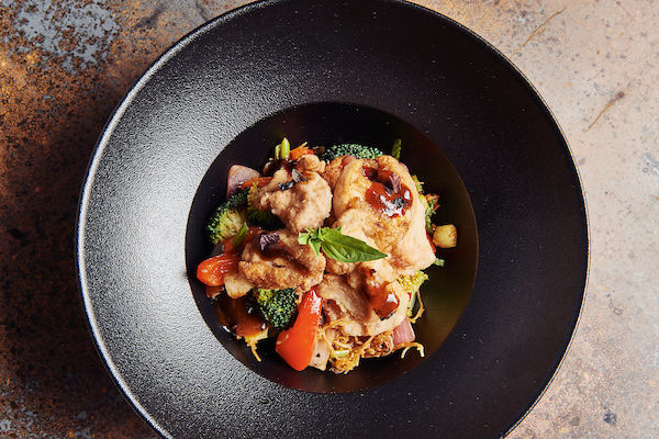 Japanse wok met sesam