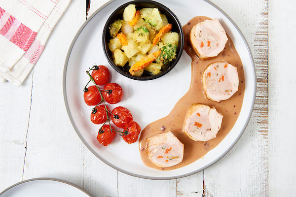 WBS- Guinea fowl withfine champagne sauces and a vegetable c