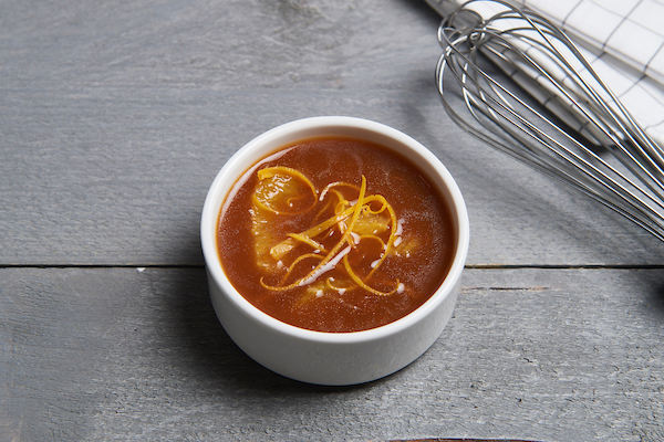 Sinaasappelsaus met jus